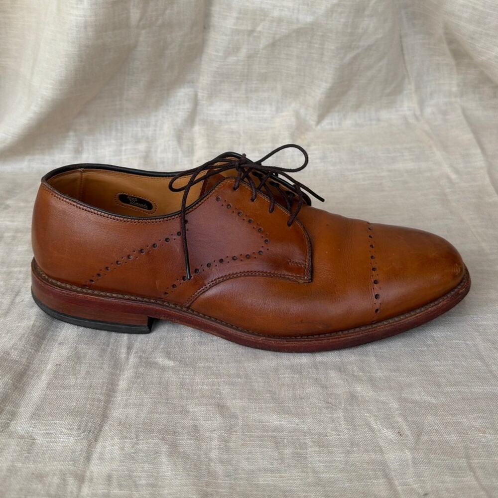Allen Edmonds Brown Leather Derby Shoes 8.5D Troy Perforated Brogue Details